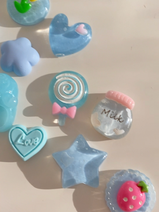 Phone Case Decorating Kit - Glacier 🧊